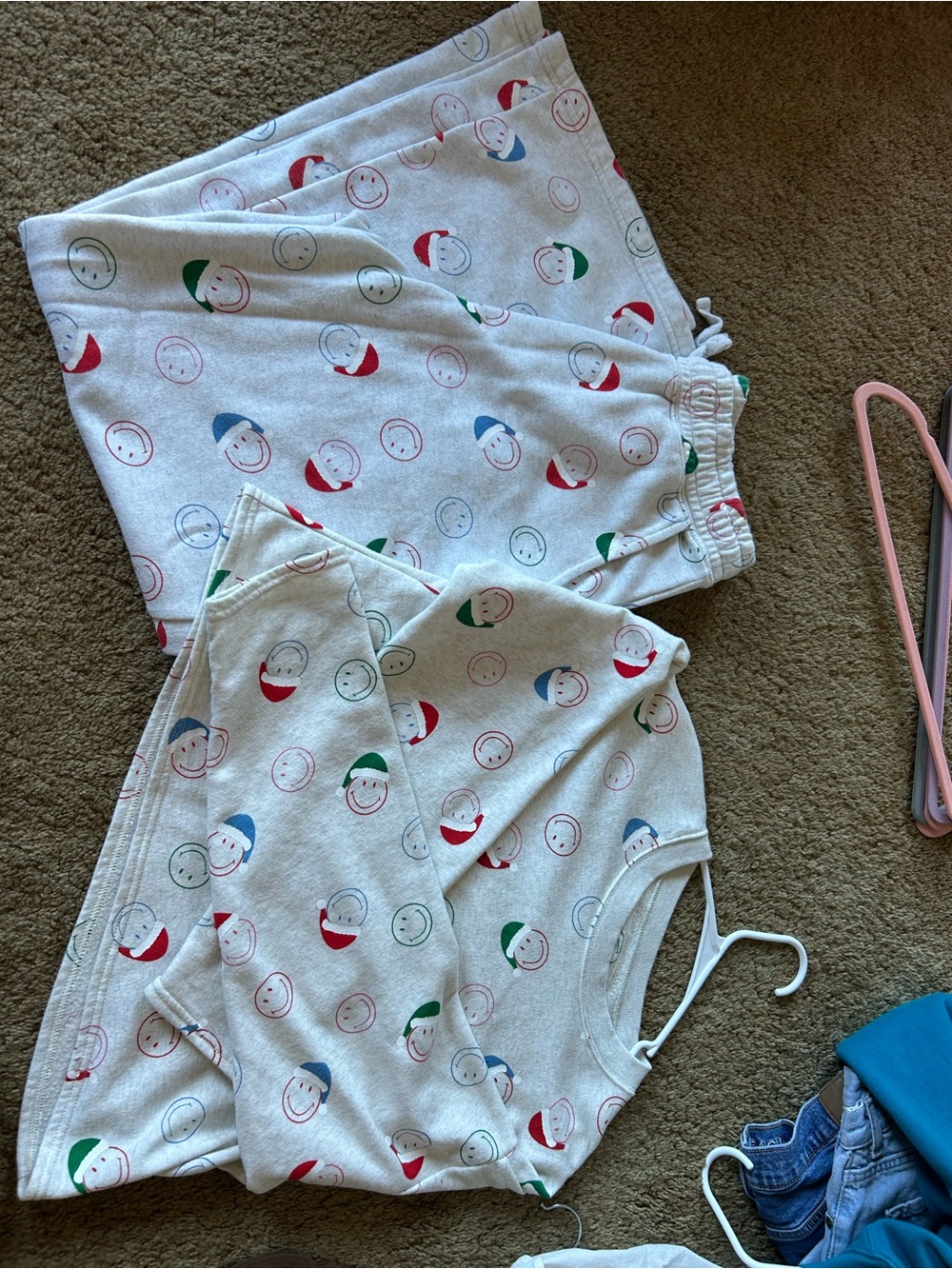 American Eagle AE Lounge Holiday Smiley Pajama Set Size Large